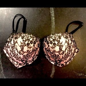 Victoria’s Secret Bombshell Plunge Bra